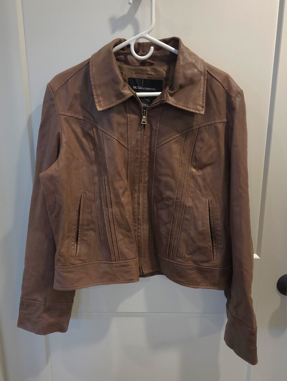 Moda International Brown Genuine Leather Zip Jacket. Size XL. #SW